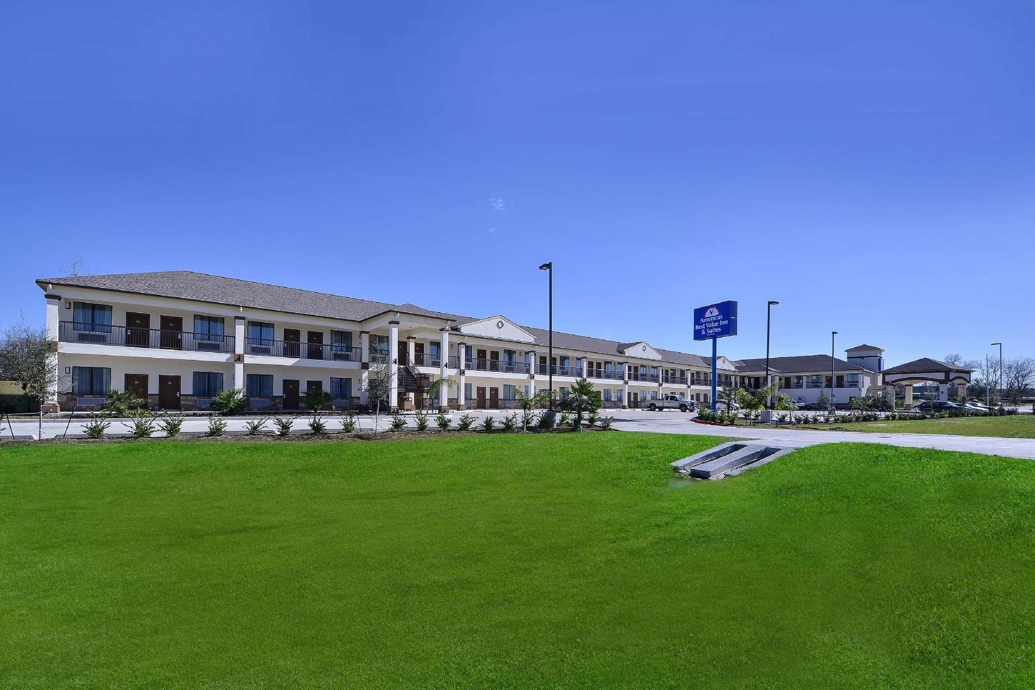 Americas Best Value Inn & Suites Cuero Exterior photo