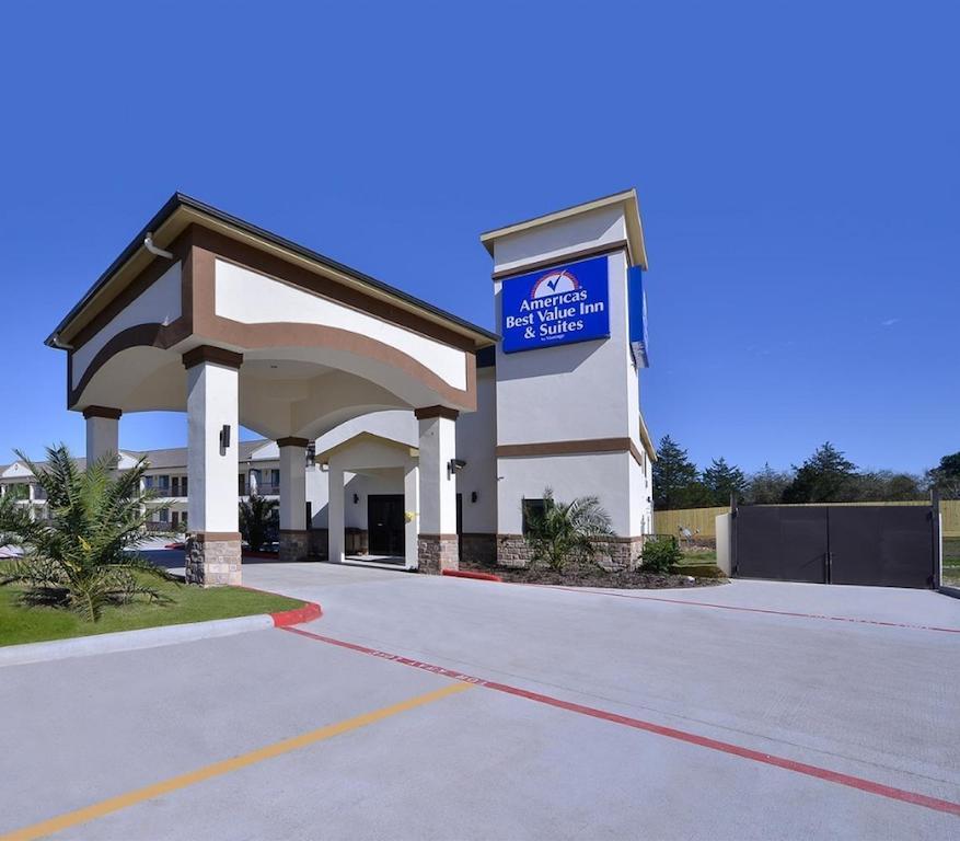 Americas Best Value Inn & Suites Cuero Exterior photo