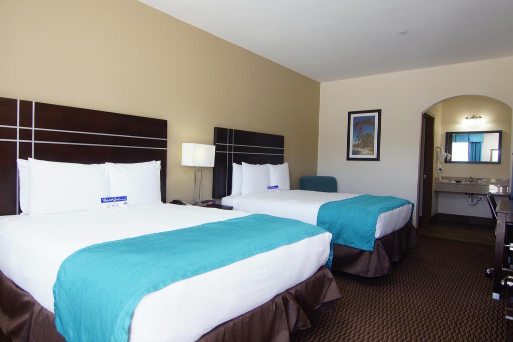 Americas Best Value Inn & Suites Cuero Room photo